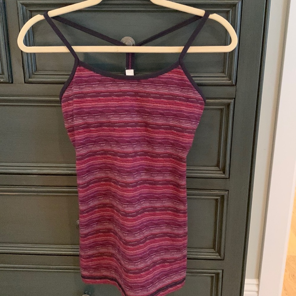 Lululemon Power Y tank navy/maroon stripe